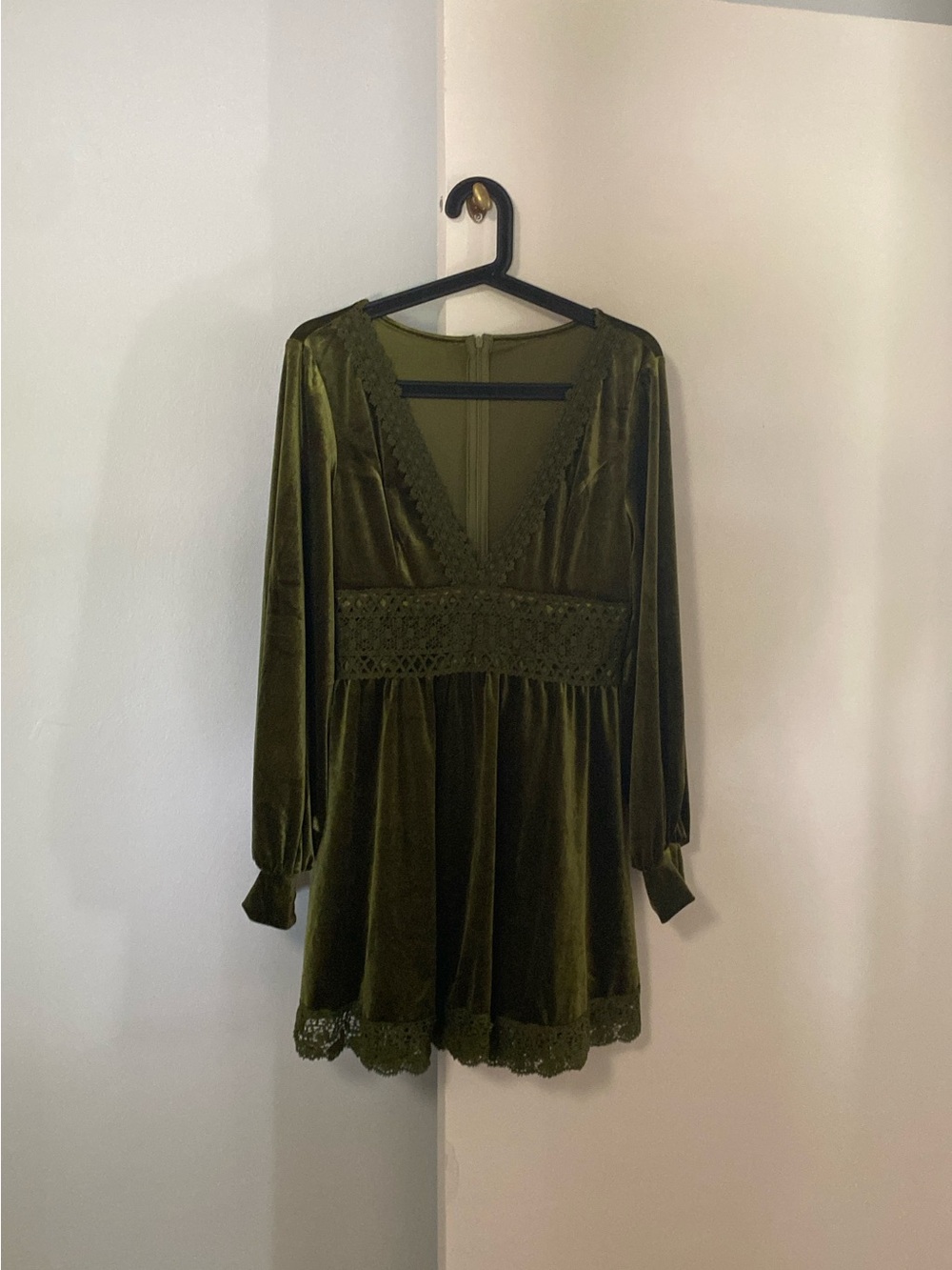 Cider Olive Green Velvet Lace-Trim Long Sleeve Dress - Picture 5 of 6